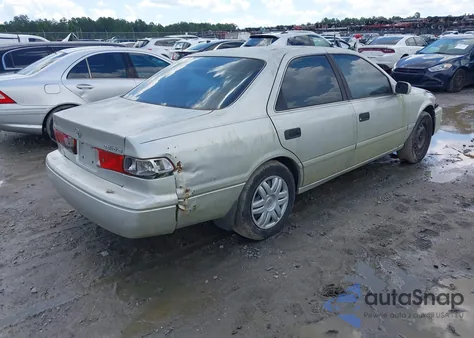 2001 Toyota Camry Le z USA, uszkodzony, nr VIN 4T1BG22K71U078196